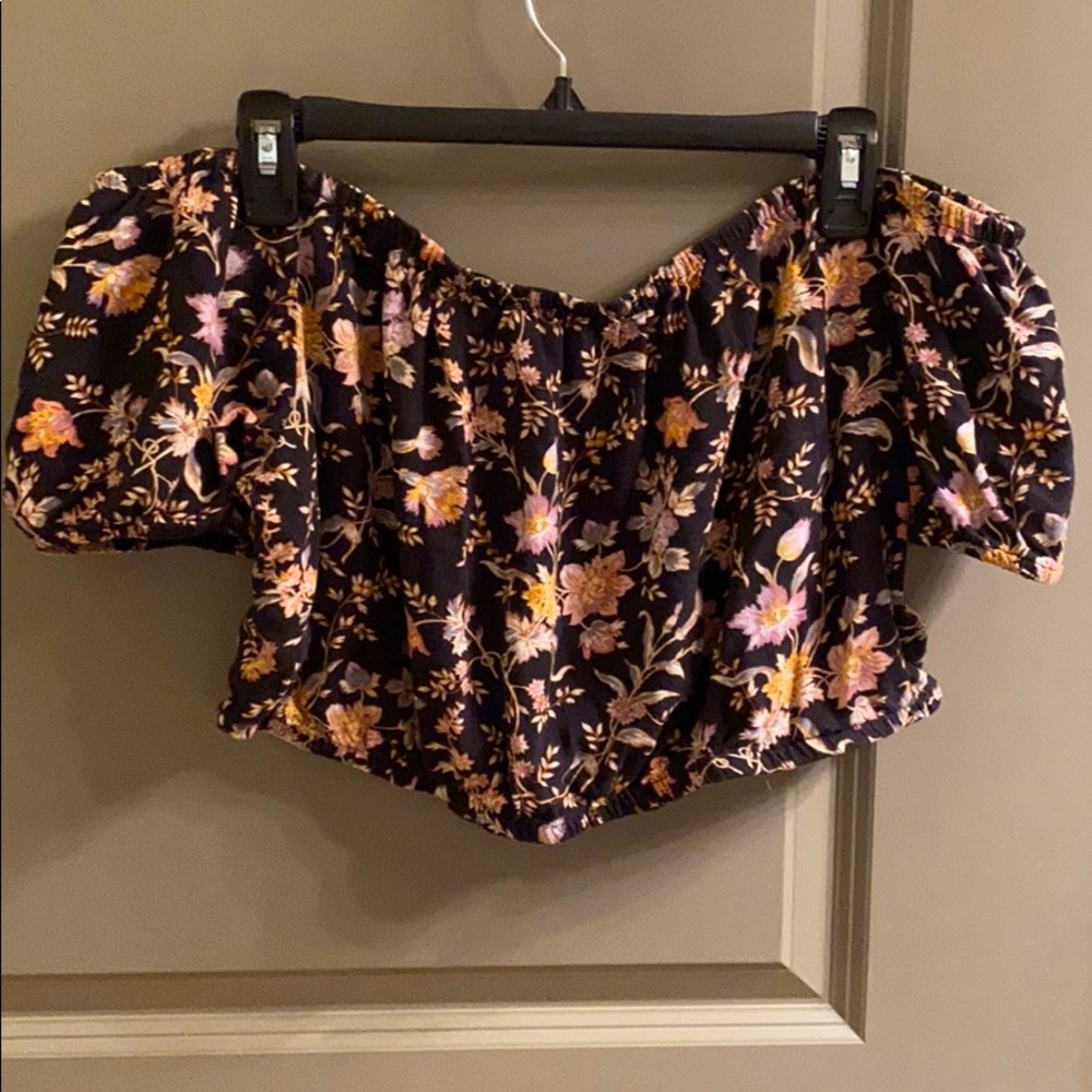 American Eagle Floral Off the Shoulder Crop Top